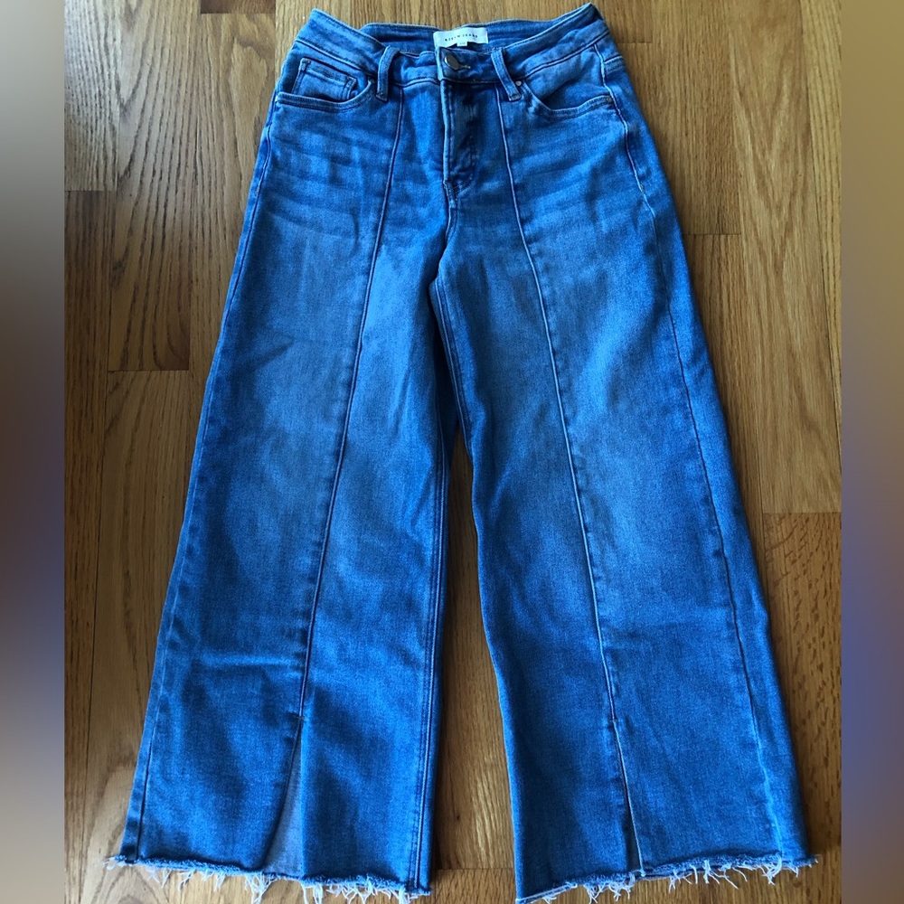 The Layla slit front midrise crop jeans by Risen - Picture 4 of 8